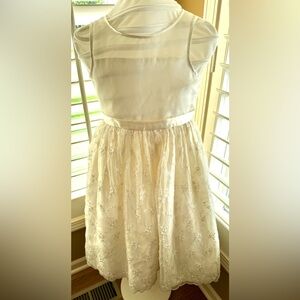 Cinderella Girls Ivory Embroidered Tulle Party Dress Size 8 Flower Girl Formal